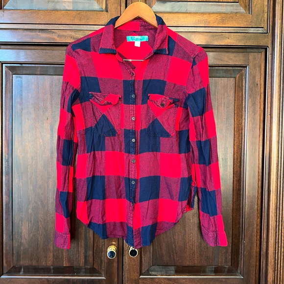 Button Tops - Women's Button Flannel Shirt, Red & Navy, Medium plaid